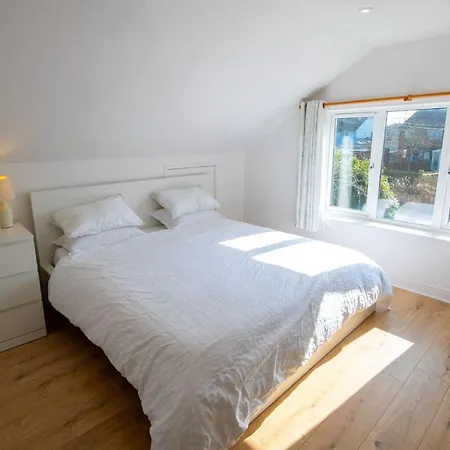 Bancroft - Camber Sands, East Sussex - Hot Tub, Parking For 6 Cars, Dog Friendly Exterior photo