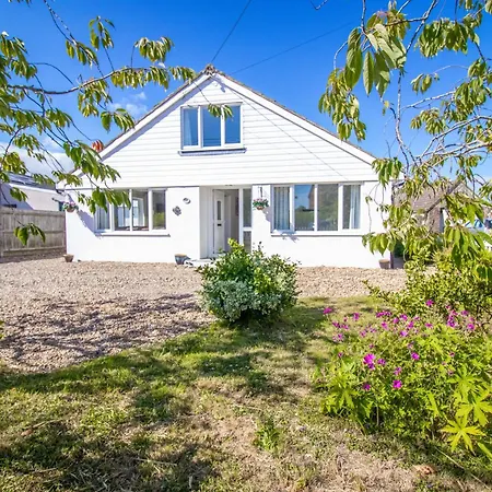 Bancroft - Camber Sands, East Sussex - Hot Tub, Parking For 6 Cars, Dog Friendly Exterior photo