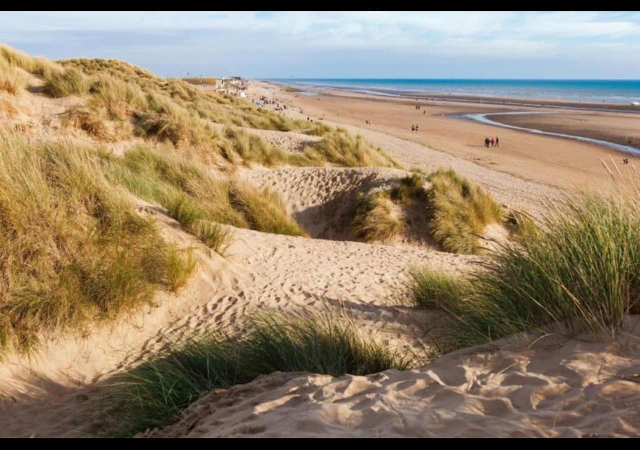Bancroft - Sands, East Sussex - Hot Tub, Parking For 6 Cars, Dog Friendly Vakantiehuis Camber