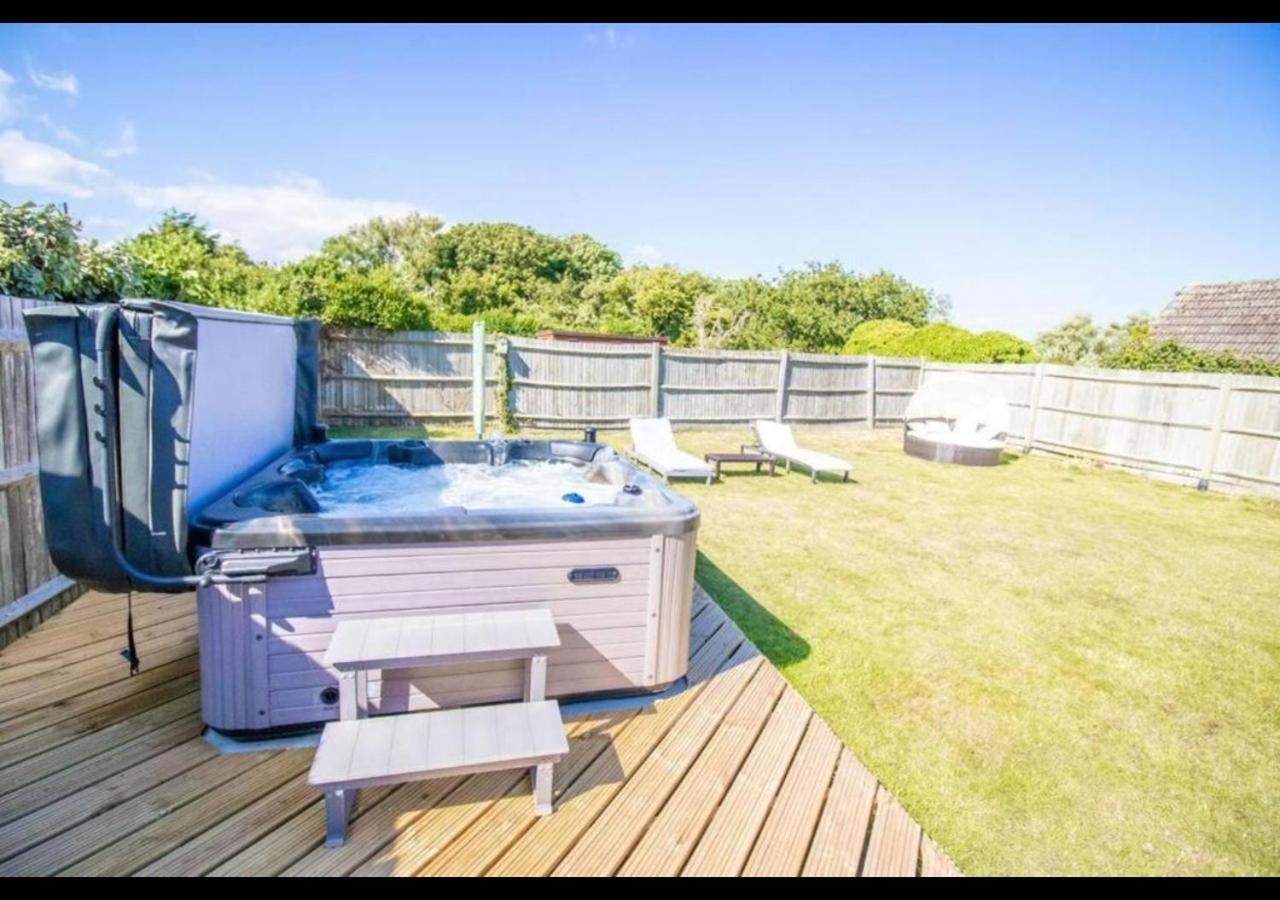 Bancroft - Sands, East Sussex - Hot Tub, Parking For 6 Cars, Dog Friendly Vakantiehuis